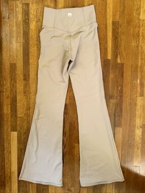 Vuori High Rise Wide Leg Legging In Coconut Size XS